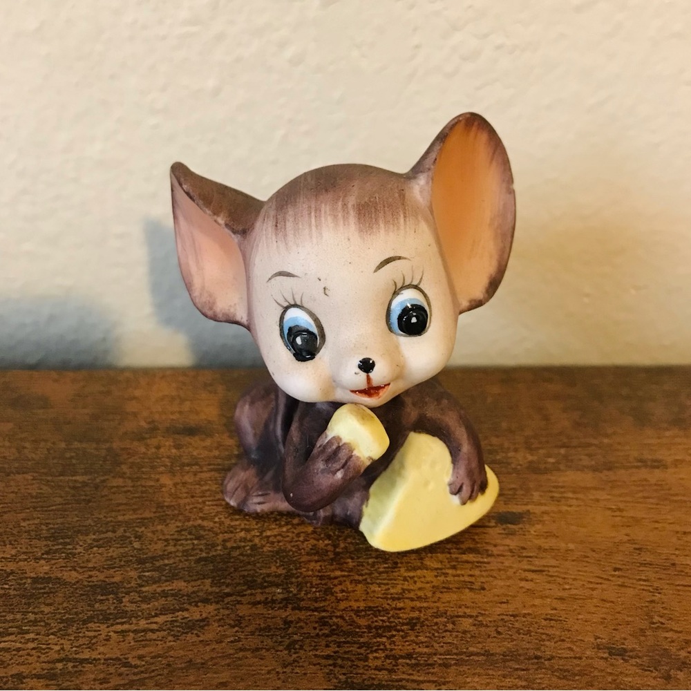 Rare Vintage Kitsch Mouse Figurine